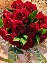 Load image into Gallery viewer, Roses bouquet