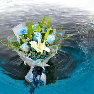 Sky blue bouquet