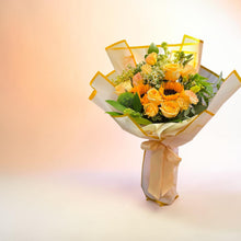 Load image into Gallery viewer, Sunflower with champaig roses