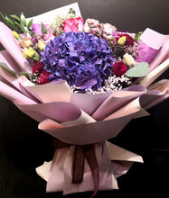Load image into Gallery viewer, Premium Hydrangea - Elegant Floral Gift Boutique
