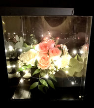 Load image into Gallery viewer, Roses with box arrangement - Elegant Floral Gift Boutique