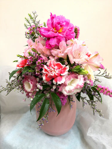 Table Blooming Spring - Elegant Floral Gift Boutique