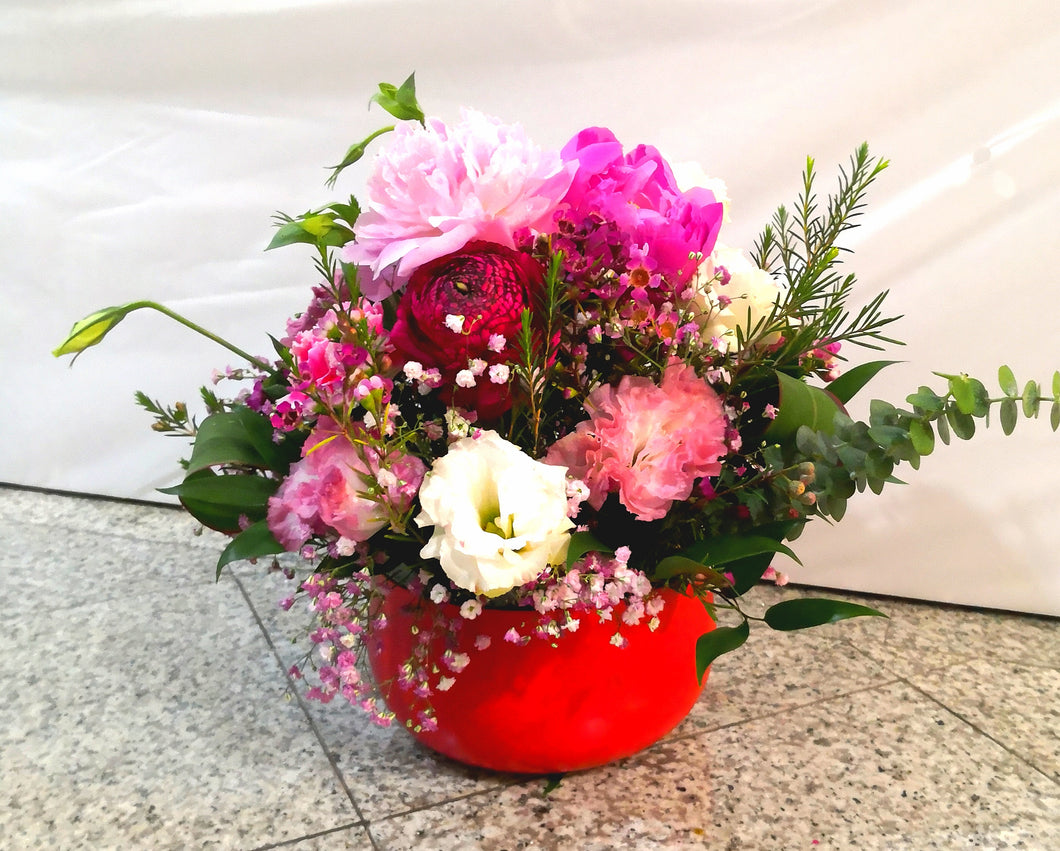 Table Blooming Spring - Elegant Floral Gift Boutique