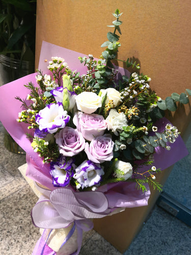 Violet flower mix - Elegant Floral Gift Boutique