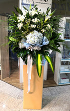 Load image into Gallery viewer, CFS-160 condolence Flower Stands - Elegant Floral Gift Boutique