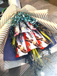 Snack bouquet - Elegant Floral Gift Boutique