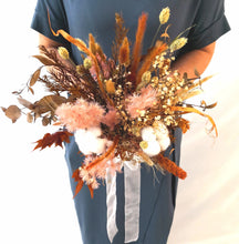 Load image into Gallery viewer, Preserved dry - Elegant Floral Gift Boutique