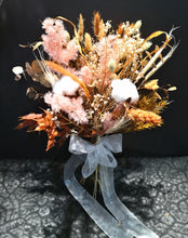 Load image into Gallery viewer, Preserved dry - Elegant Floral Gift Boutique