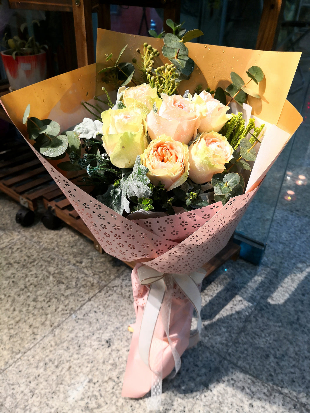 miss u - Elegant Floral Gift Boutique