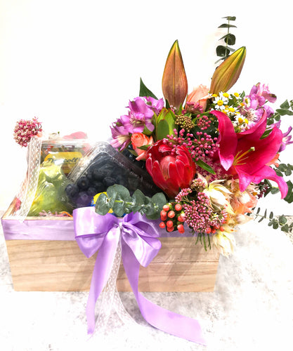 Premium fruith basket - Elegant Floral Gift Boutique