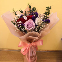 Load image into Gallery viewer, Deal Of The Day - Flower Arrangement - Elegant Floral Gift Boutique